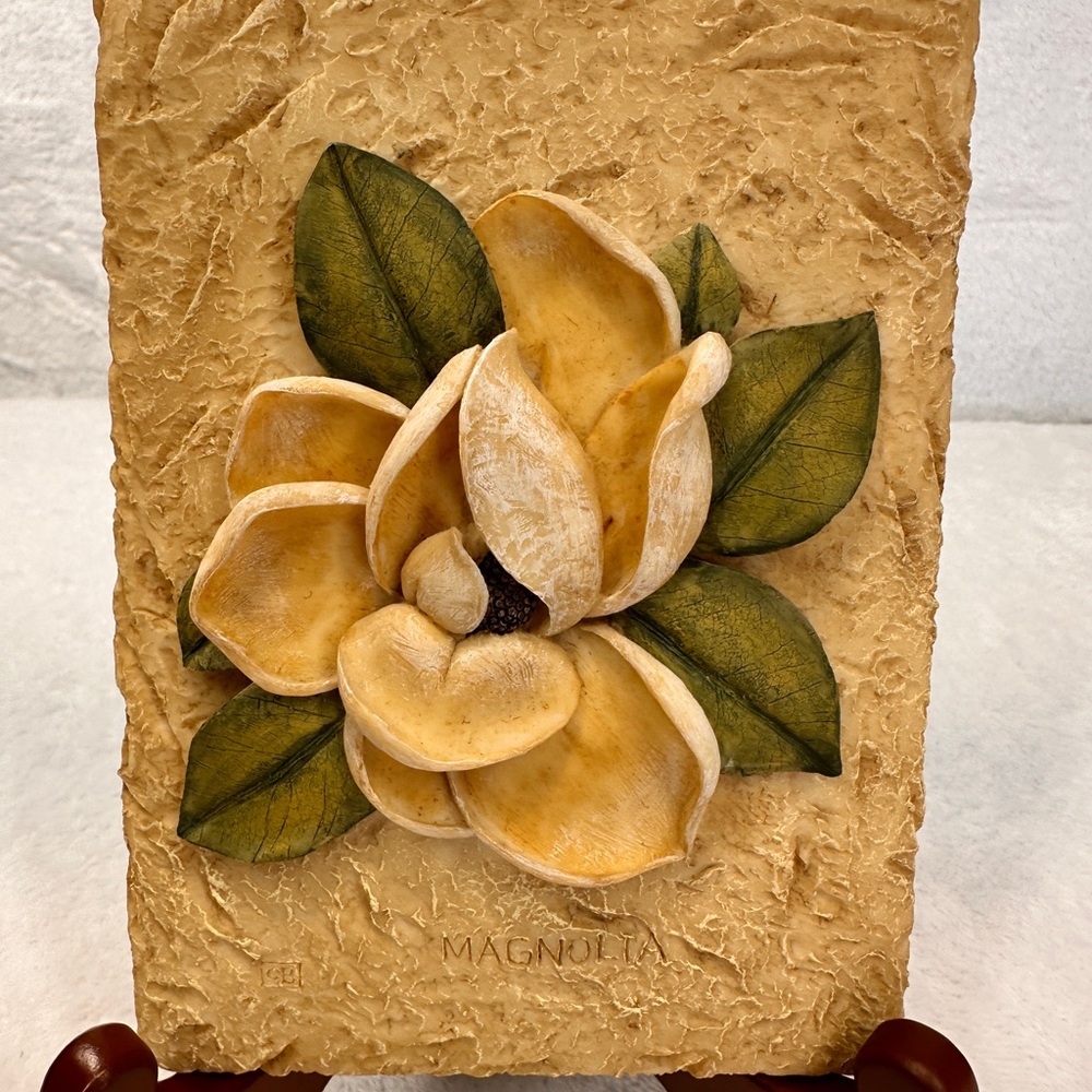 Cheri Bloom 3D Dimensional Magnolia Resin Floral Wall Hanging Room Decor